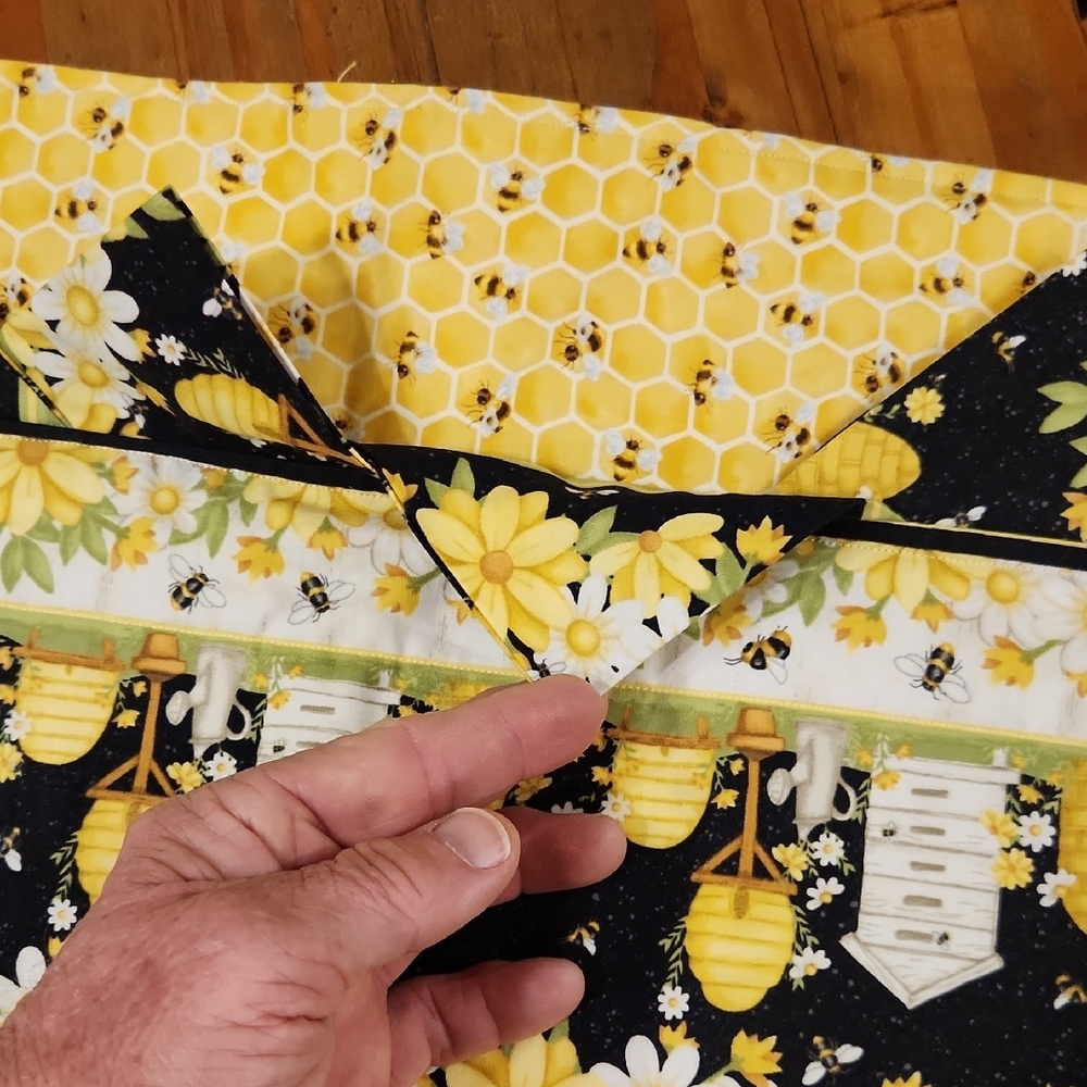 Hand Quilted Bee Placemats - Picture 5 of 6